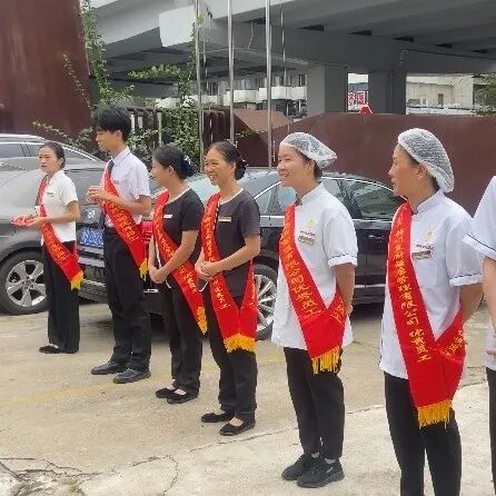 皇厨酒店国庆 74 周年升旗活动 · 配图 10